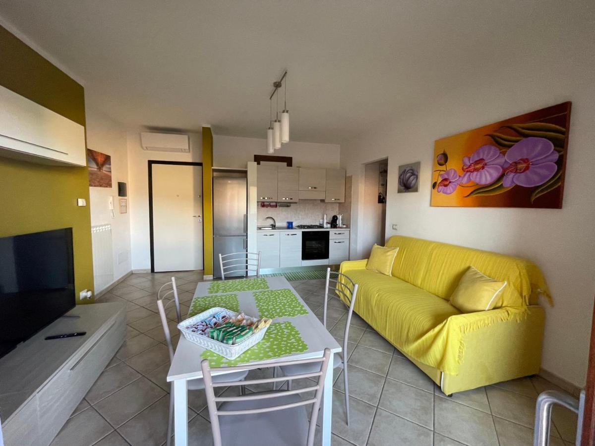 Patrician House Apartment Олбия Екстериор снимка