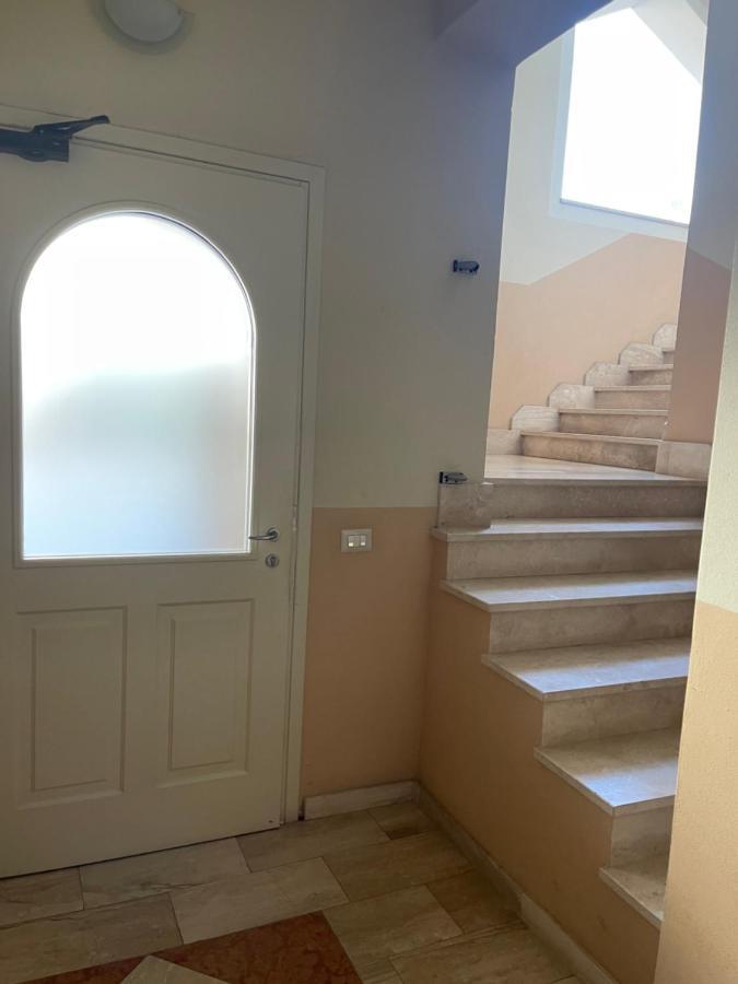 Patrician House Apartment Олбия Екстериор снимка
